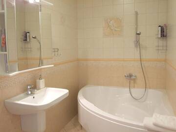 Фото номера Апартаменты с 2 спальнями Апартаменты Sunlit Loft Apartment Riga г. Рига 83