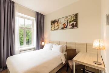 Фото номера Уютный номер с кроватью размера &quot;queen-size&quot; Отель Radisson Hotel Old Town Riga г. Рига 4