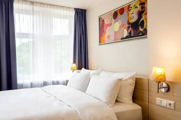 Фото номера Стандартный номер с видом на парк Отель Radisson Hotel Old Town Riga г. Рига 5