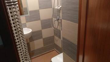 Фото номера Бюджетный двухместный номер с 1 кроватью Отель Atrium г. Рига 3