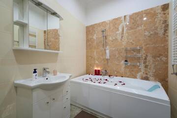 Фото номера Апартаменты Делюкс с 1 спальней и камином Апартаменты Daugava Lux Apartments г. Рига 75