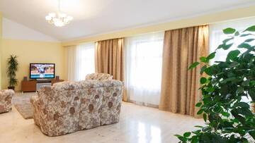 Фото номера Апартаменты Делюкс с 1 спальней и камином Апартаменты Daugava Lux Apartments г. Рига 42