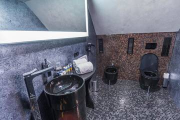 Фото номера Двухместный номер Делюкс с 1 кроватью и душем Отель Royal Square Hotel &amp; Suites г. Рига 3