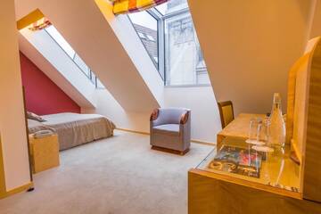 Фото номера Классический двухместный номер с 1 кроватью Отель Royal Square Hotel &amp; Suites г. Рига 10