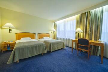 Фото номера Улучшенный номер Отель Radisson Blu Daugava Hotel, Riga г. Рига 3