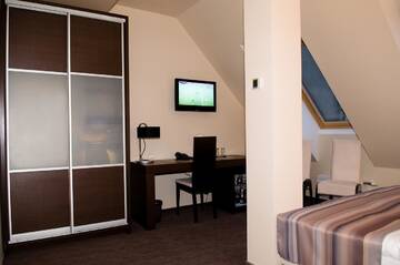 Фото номера Семейный люкс Отель Old City Boutique Hotel г. Рига 5