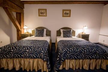Фото номера Улучшенный двухместный номер с 2 отдельными кроватями Отель Hotel Gutenbergs г. Рига 4
