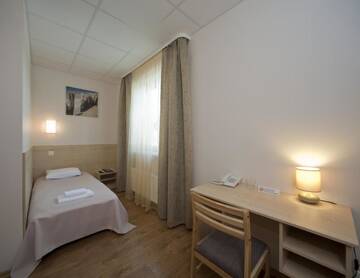 Фото номера Одноместный номер Отель Hotel BEST with FREE PARKING г. Рига 5