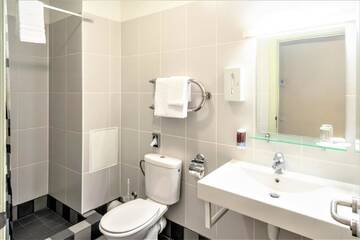 Фото номера Семейный номер Отель Rija Domus Hotel г. Рига 2
