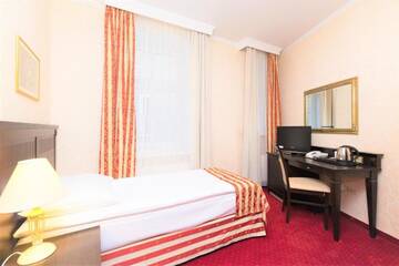 Фото номера Стандартный одноместный номер Отель Rixwell Gertrude Hotel г. Рига 2