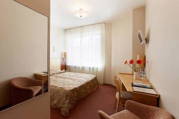 Фото номера Двухместный номер с 1 кроватью или 2 отдельными кроватями Отель Hotel Edvards г. Рига 9