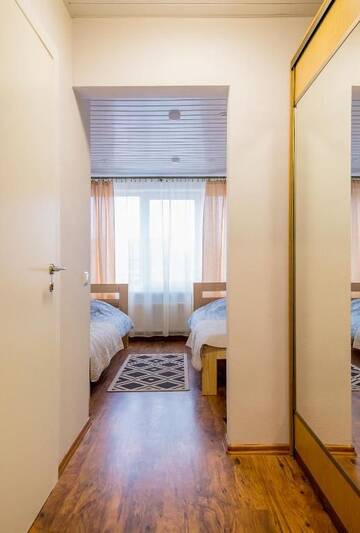 Фото номера Четырехместный номер Отель Hotel Mezaparks г. Рига 4
