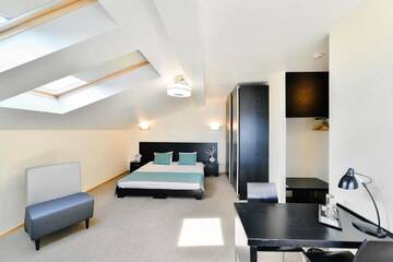 Фото номера Двухместный номер с 1 кроватью и видом на реку Отель Hotel Vantis Riverside view FREE parking г. Рига 5