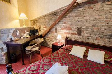 Фото номера Полулюкс с гидромассажной ванной Отель Boutique Hotel Monte Kristo г. Рига 2