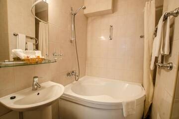 Фото номера Стандартный двухместный номер с 1 кроватью Отель Boutique Hotel Monte Kristo г. Рига 15