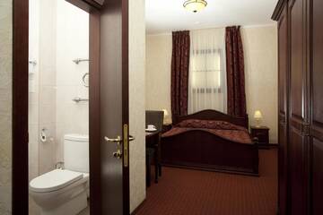 Фото номера Двухместный номер эконом-класса без окна с 1 кроватью Отель Boutique Hotel Monte Kristo г. Рига 3
