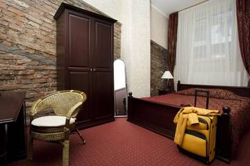 Фото номера Улучшенный двухместный номер с 1 кроватью Отель Boutique Hotel Monte Kristo г. Рига 2