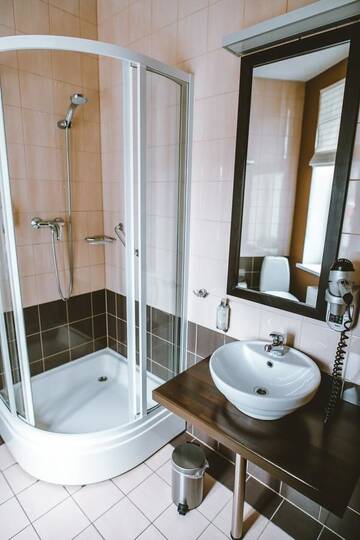 Фото номера Стандартный одноместный номер Отель Hanza Hotel &amp; Wellness г. Рига 2