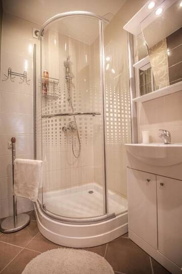 Фото номера Апартаменты с 2 спальнями Апартаменты ANNA Riga Apartment г. Рига 32
