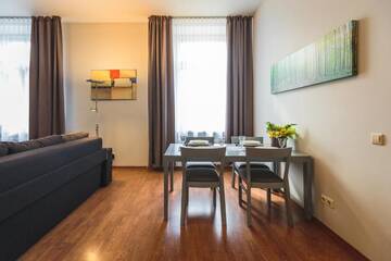 Фото номера Улучшенные апартаменты с 1 спальней Апарт-отели Bearsleys Downtown Apartments г. Рига 38