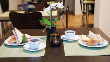 Фото номера Двухместный номер с 1 кроватью размера &quot;king-size&quot; Отель Bella Riga Hotel г. Рига 9