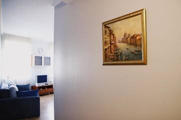 Фото номера Улучшенные апартаменты Апартаменты Apartment in medieval part of Old Riga г. Рига 12