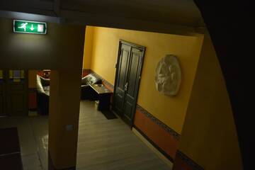 Фото номера Улучшенные апартаменты с 2 спальнями Апартаменты Large Vacation Apartments in the Old Town г. Рига 5