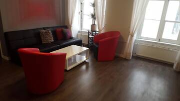 Фото номера Апартаменты с 3 спальнями Апартаменты Large Vacation Apartments in the Old Town г. Рига 5