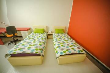 Фото номера Улучшенные апартаменты с 2 спальнями Апартаменты Large Vacation Apartments in the Old Town г. Рига 25