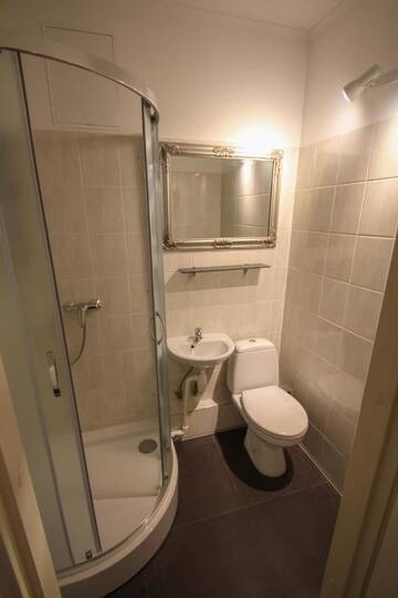 Фото номера Двухместный номер с 1 кроватью Гостевой дом Ļeņina apartamenti г. Рига 7