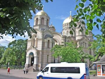 Фото номера Апартаменты с 3 спальнями и балконом Апартаменты Esplanade Park By Old Town г. Рига 71