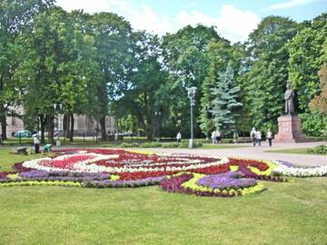 Фото номера Апартаменты с 3 спальнями и балконом Апартаменты Esplanade Park By Old Town г. Рига 73