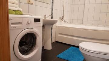Фото номера Семейные апартаменты с 1 спальней Апартаменты Riga Centre Sun Apartments г. Рига 84