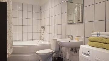 Фото номера Семейные апартаменты с 1 спальней Апартаменты Riga Centre Sun Apartments г. Рига 72