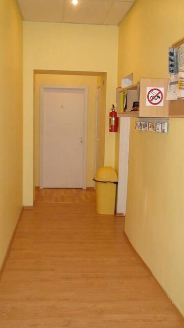 Фото номера Трехместный номер с общей ванной комнатой Хостелы Central Park Hostel г. Рига 24