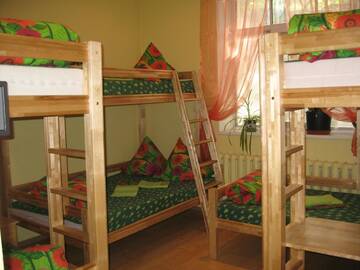 Фото номера Четырехместный номер с общей ванной комнатой Хостелы Central Park Hostel г. Рига 25