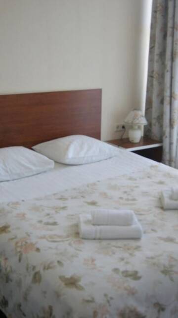 Фото номера Стандартный двухместный номер с 1 кроватью и балконом Отель Unimars Hotel Riga г. Рига 6