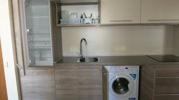 Фото номера Улучшенные апартаменты Апартаменты Cat Garden Premium Apartments Riga г. Рига 10