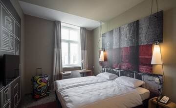 Фото номера Стандартный номер с 1 двуспальной кроватью Отель Ibis Riga Centre г. Рига 4