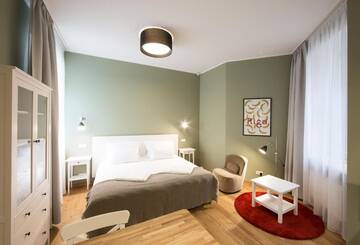Фото номера Апартаменты-студио Апарт-отели Riga Lux Apartments - Skolas, free parking г. Рига 5