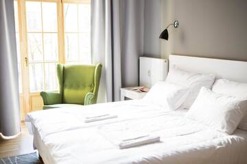 Фото номера Апартаменты с 2 спальнями и балконом Апарт-отели Riga Lux Apartments - Skolas, free parking г. Рига 8