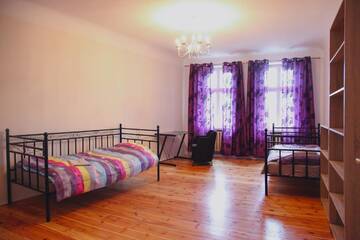 Фото номера Двухместный номер с 2 отдельными кроватями Хостелы Riga Park Hostel г. Рига 6